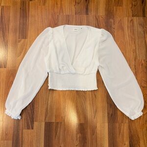 Aritzia Wilfred V neck blouse